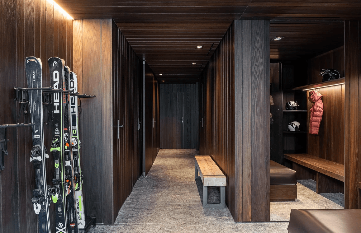 Mountain Chalet 9