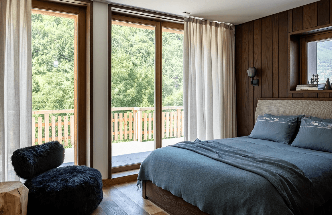 Mountain Chalet 8